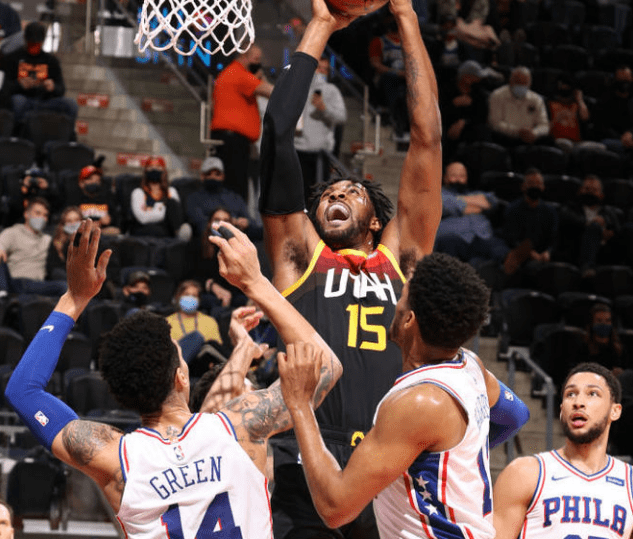 76人翻盘广东队,米切尔高光表现 76人翻盘广东队,米切尔高光表现